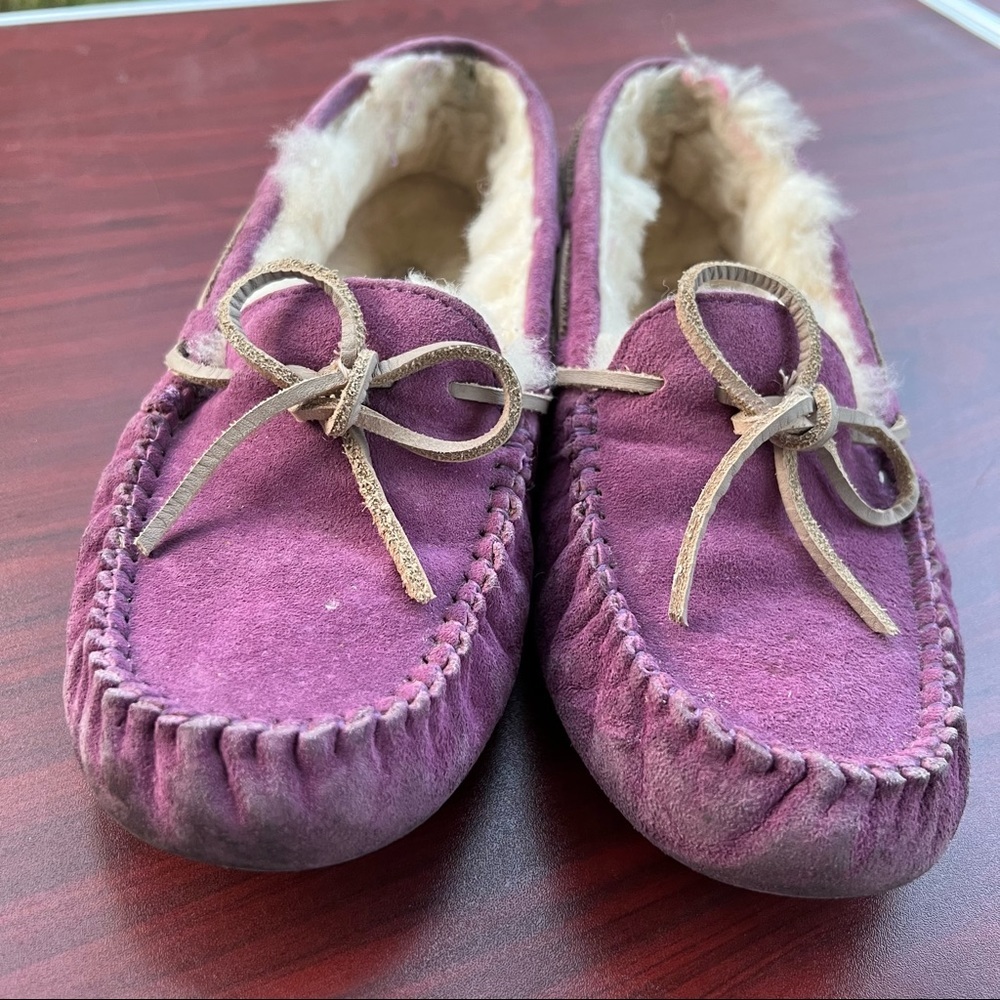 UGG Australia Women's Purple Leather Upper Slipper Size 7 - Picture 5 of 9
